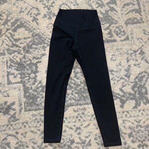 Fleo Black High-Waisted Leggings